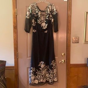 Nine West Formal Long Black Dress with Gold - 16